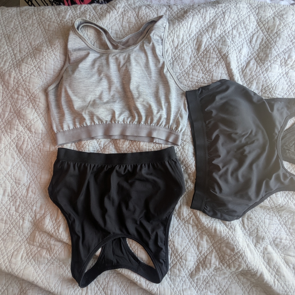 3FOR1 Papaya Light Gray and Black Sports Bra Set